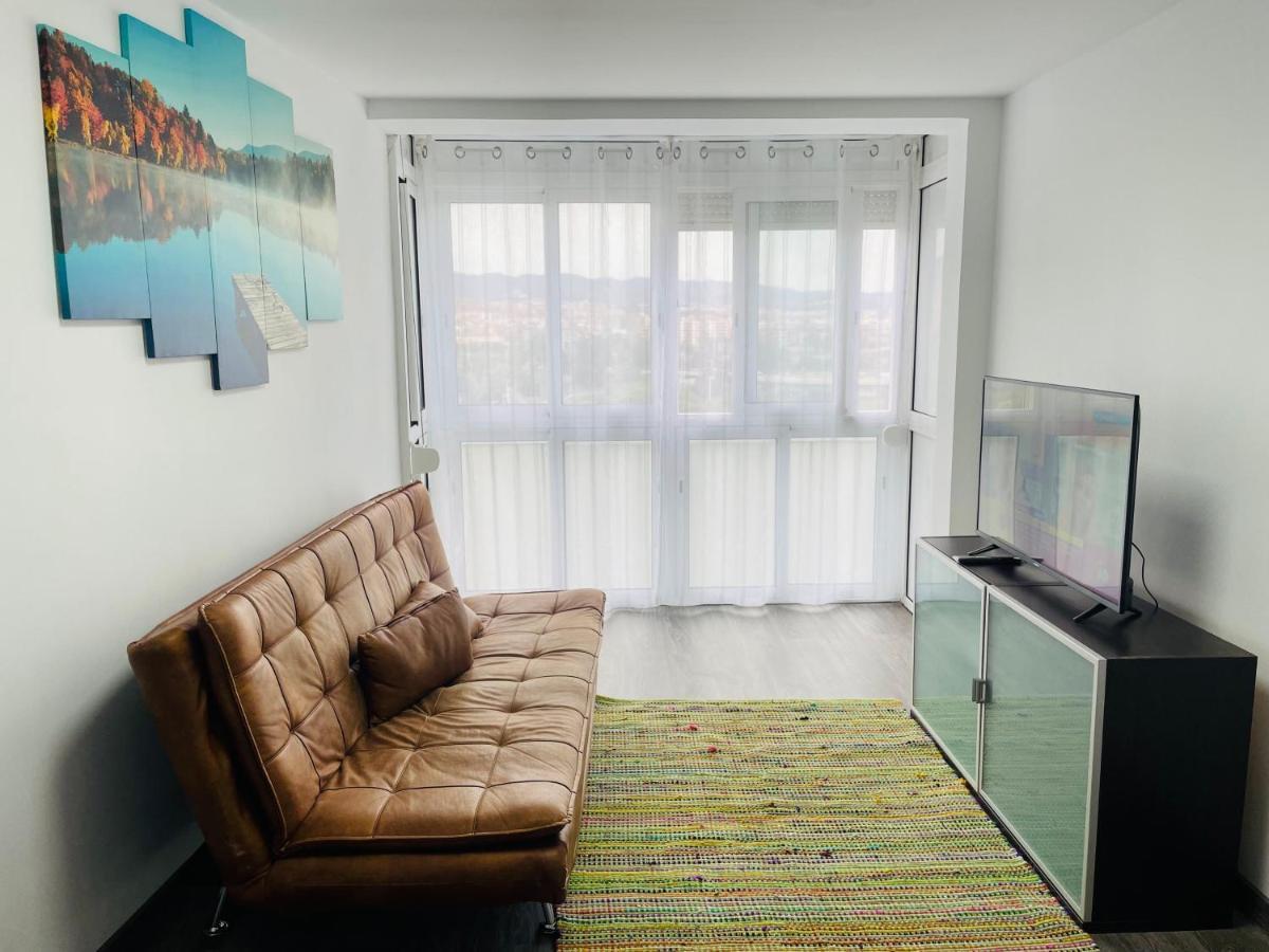 Barca 5 New Beach Apartment Сант Адриа де Бесос Екстериор снимка