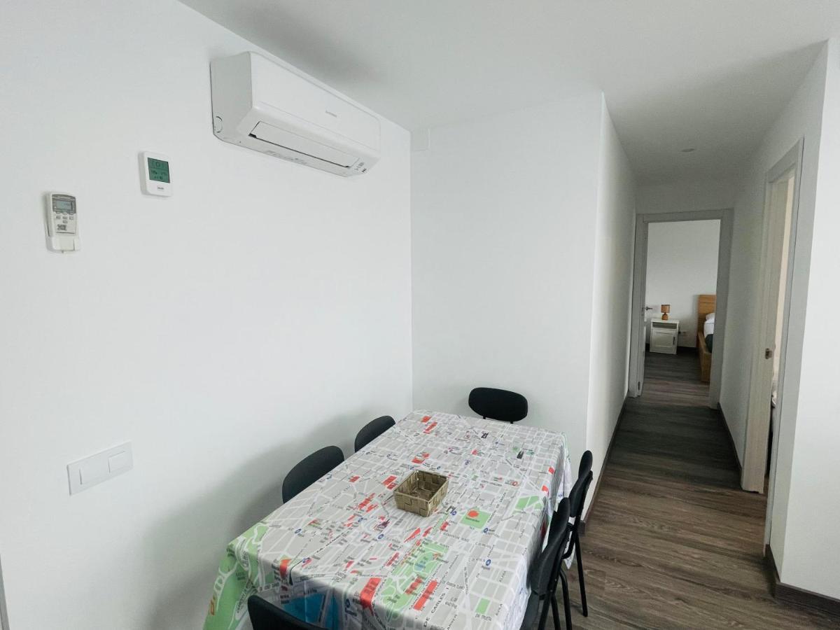 Barca 5 New Beach Apartment Сант Адриа де Бесос Екстериор снимка